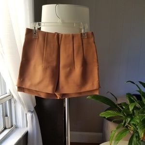 Zara Highwaist shorts